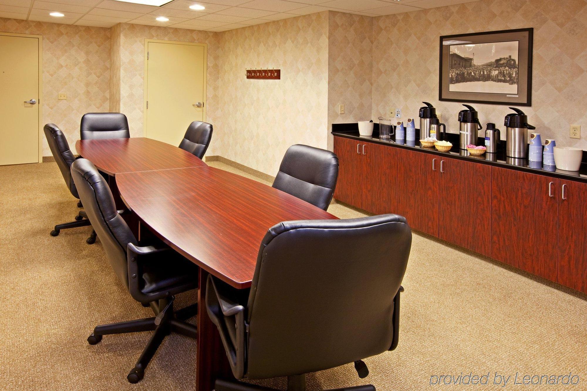 Holiday Inn Express Radcliff Fort Knox By Ihg Restoran foto