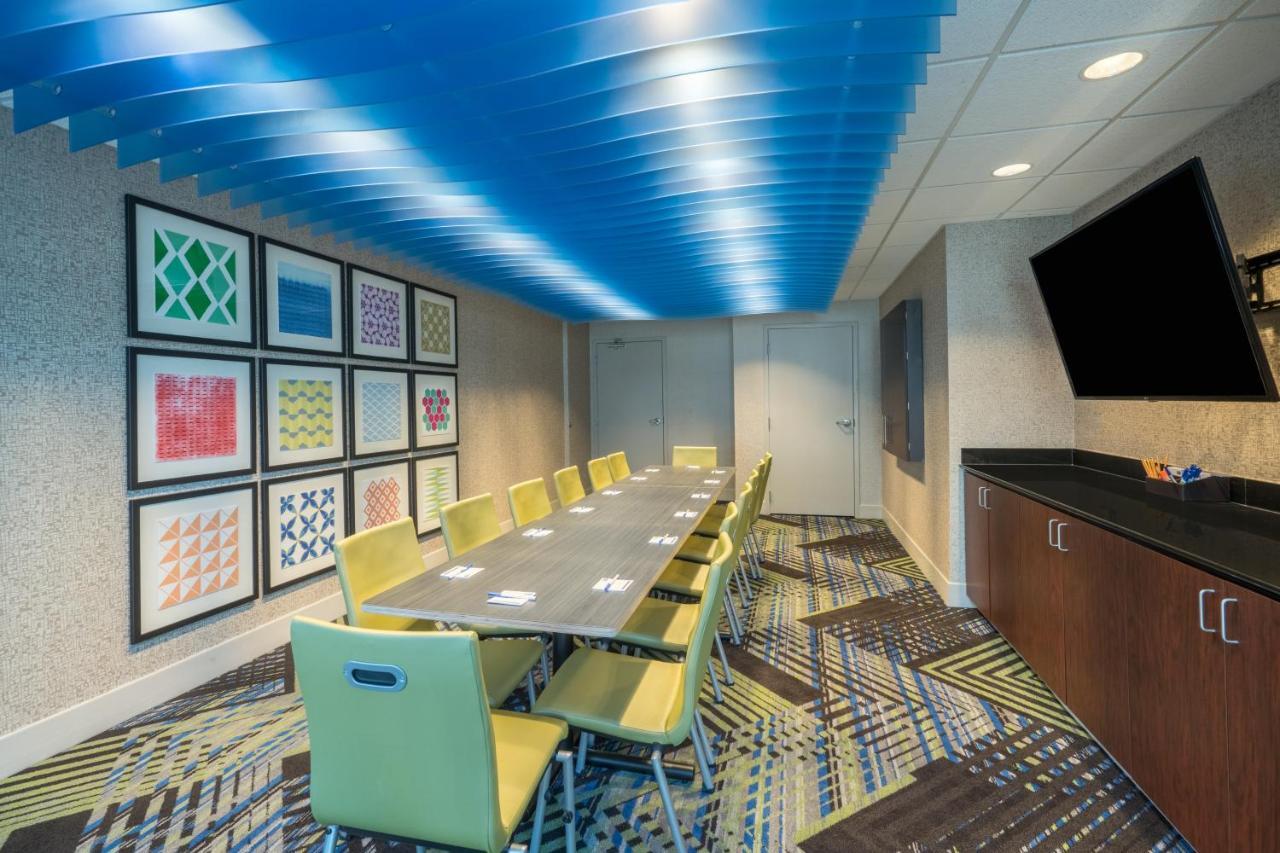 Holiday Inn Express Radcliff Fort Knox By Ihg Bagian luar foto